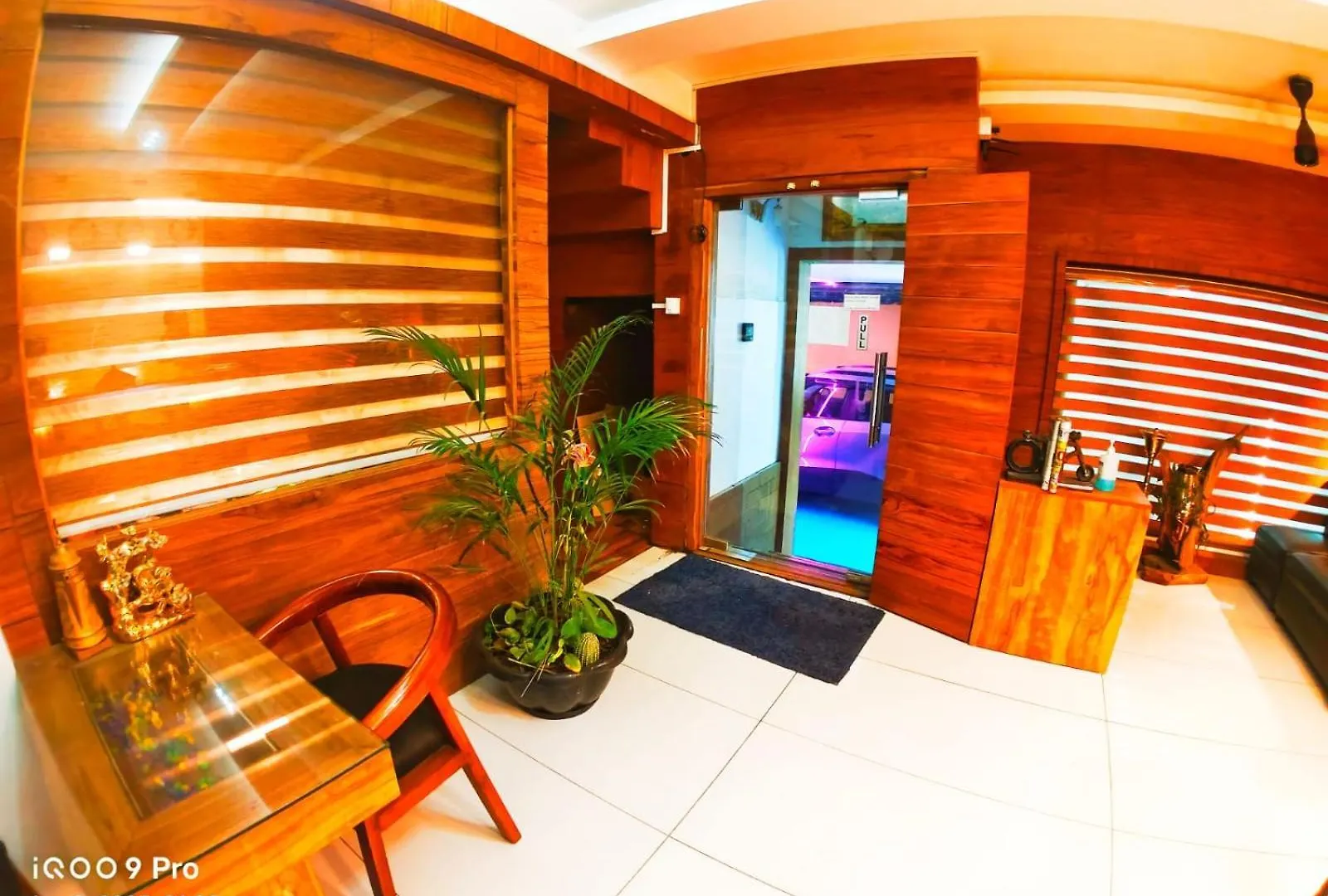 Bed and Breakfast #4 Resort Kochi Ινδία
